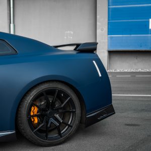 NISSAN GTR