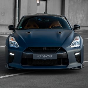 NISSAN GTR