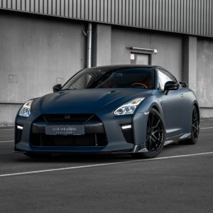 NISSAN GTR