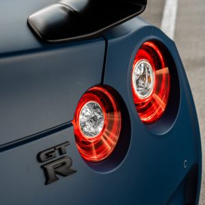 NISSAN GTR