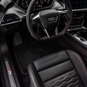 Audi e-Tron GT quattro