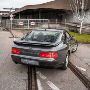 PORSCHE 968
